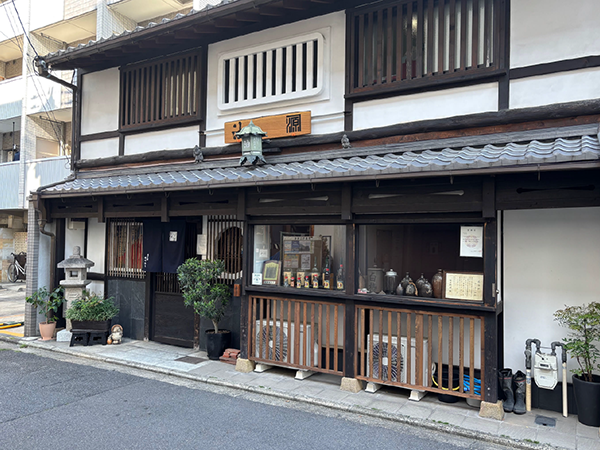 創業1835年｜西川油店 – 京都・油屋の歴史を伝える老舗｜外観